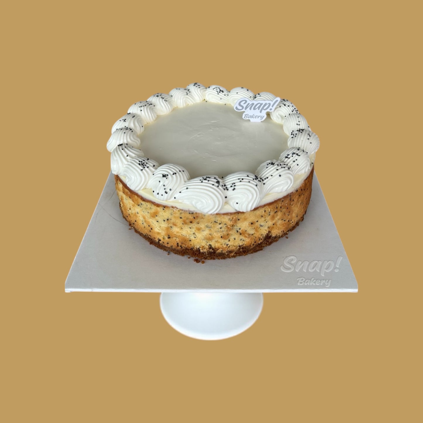 New York Cheesecake with Poppyseed