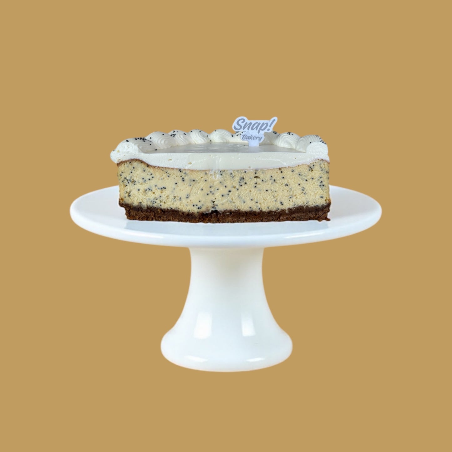 New York Cheesecake with Poppyseed